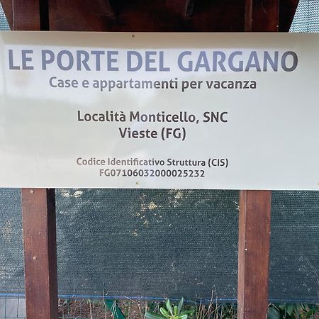 Appartamenti Le Porte Del Gargano Вьесте Экстерьер фото