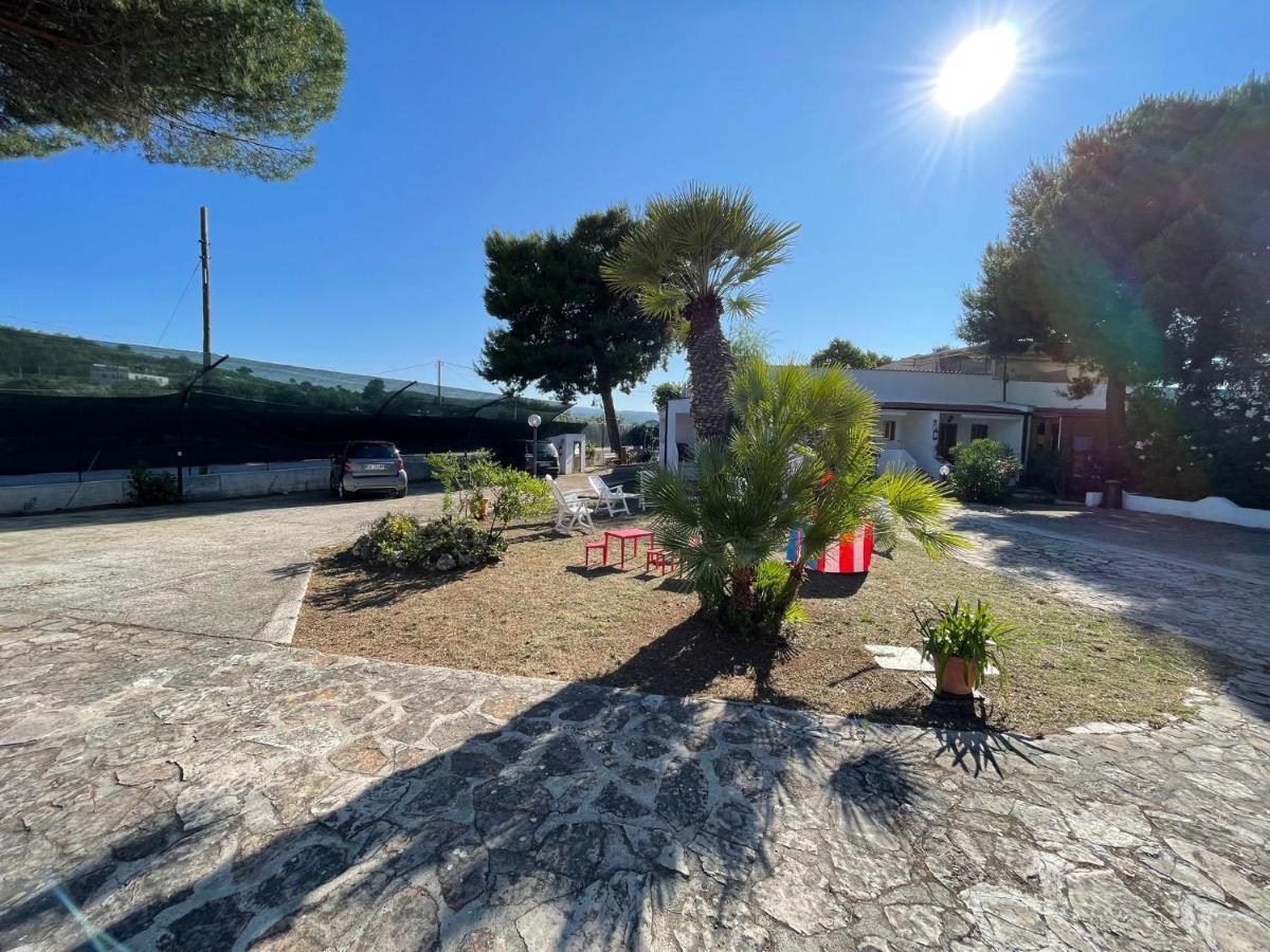 Appartamenti Le Porte Del Gargano Вьесте Экстерьер фото