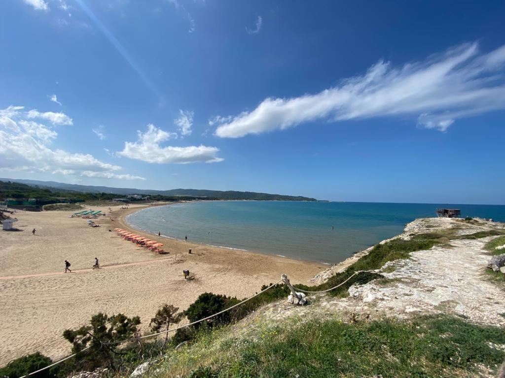 Appartamenti Le Porte Del Gargano Вьесте Экстерьер фото